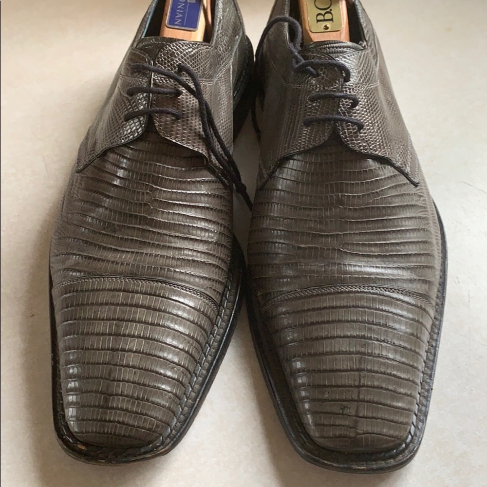 Men’s shoes